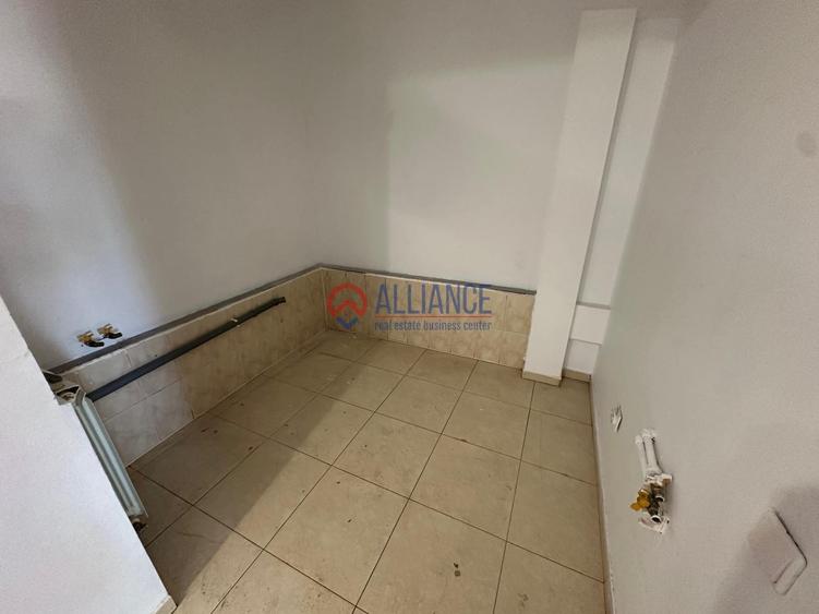 Închiriez spatiu comercial pe Mircea, Stradal, 60 mp