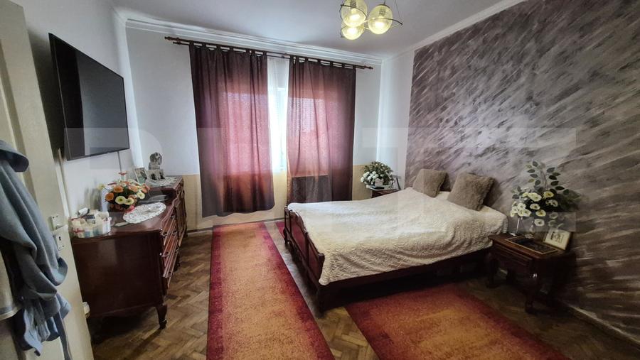Casa 4 dormitoare, 220 mp, teren 500 mp, zona Titulescu