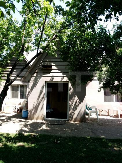 Casa pe parter 50mp utili + teren 4700mp, Bailesti