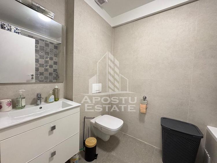 Apartament cu 2 camere de inchiriat, loc de parcare, zona Aradului