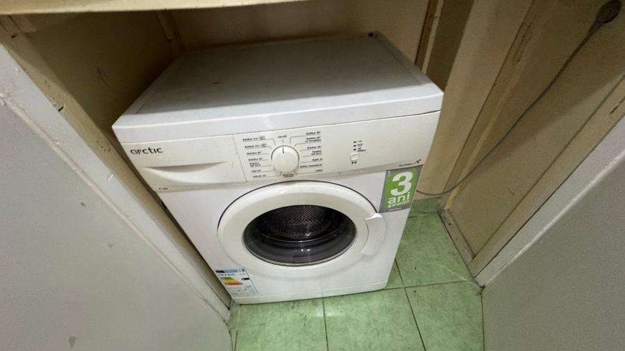 100 metri de metrou / bloc anvelopat/ zona verde