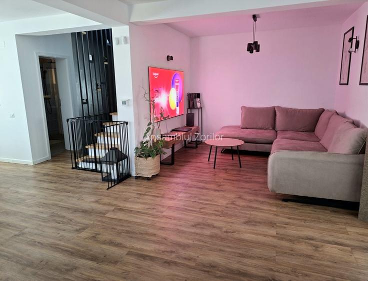Sabareni Vila P+1, 425 mp teren,padure, terasa+pivnita, Clasa energetica A - 8