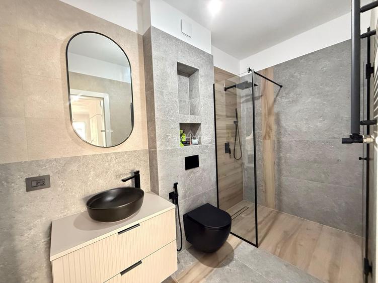 Ap pe 2 niveluri. 4 camere, 2 bai. 2 locuri de parcare. - 4