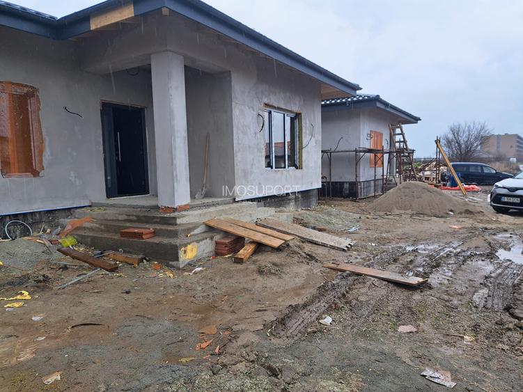 Adio, bloc! Vilă cochetă pe parter în Brănești – Oaza ta de sănătate la 30 min d - 9