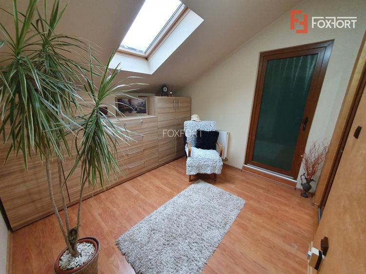 Oportunitate de investitie: 2 case total 8 camere si SAD - Freidorf - 12