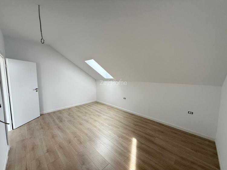 Balcon. Lift. Loc de parcare. - 5