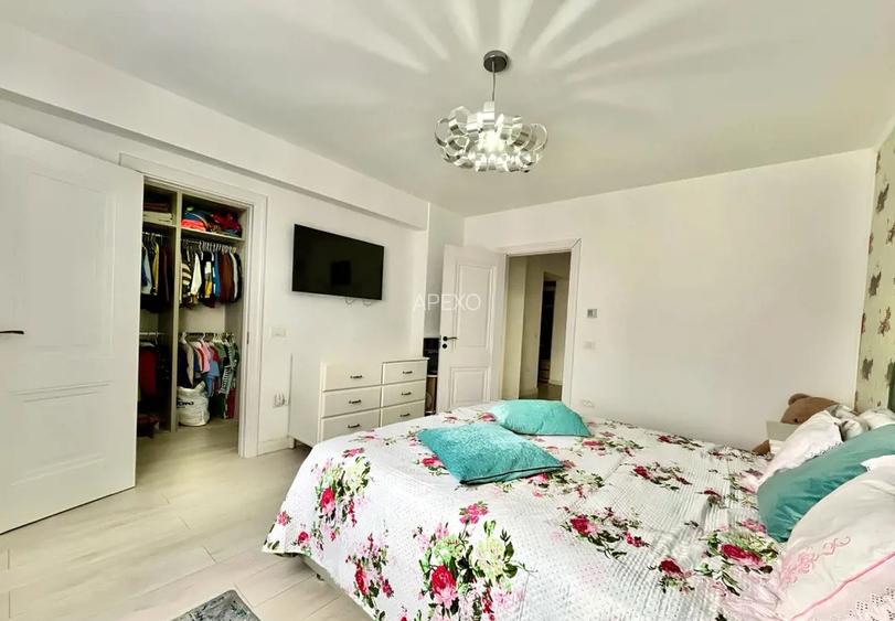 Apartament de 4 camere-Noua | 200 M.P. - 3