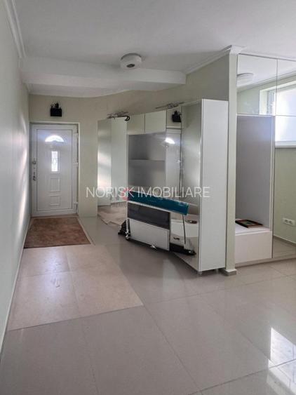 Vilă modernă cu 15 kW solar – complet utilată, ideală pentru familie - 9