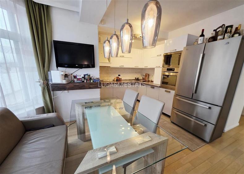 Vila, Cerneteaz, Teren Generos, Casa de Oaspeti, Beci, Garaj - 7