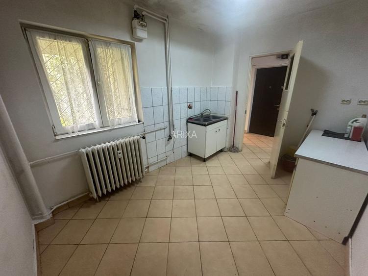 2 Camere Parter din 8 bloc 1982 Ideal Birou Firma Bloc Izolat Eminescu - 6