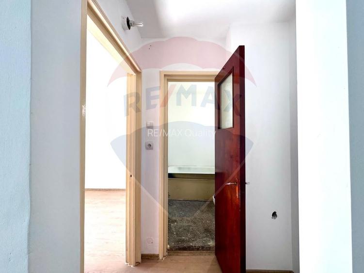 Apartament 2 camere de vanzare - Sos Giurgiului, Toporasi - 13
