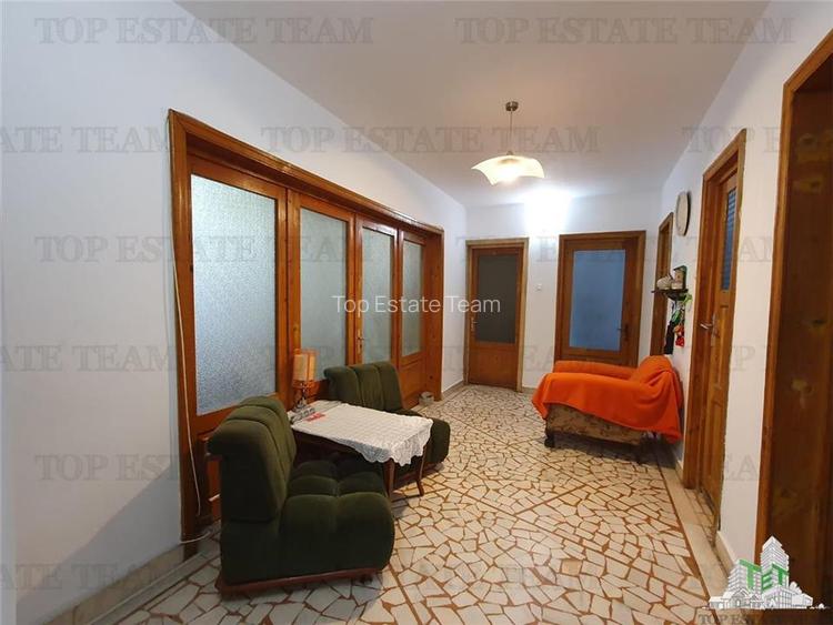 Oportunitate ultracentral - apartament 4 camere garaj boxa si curte Constanta - 3