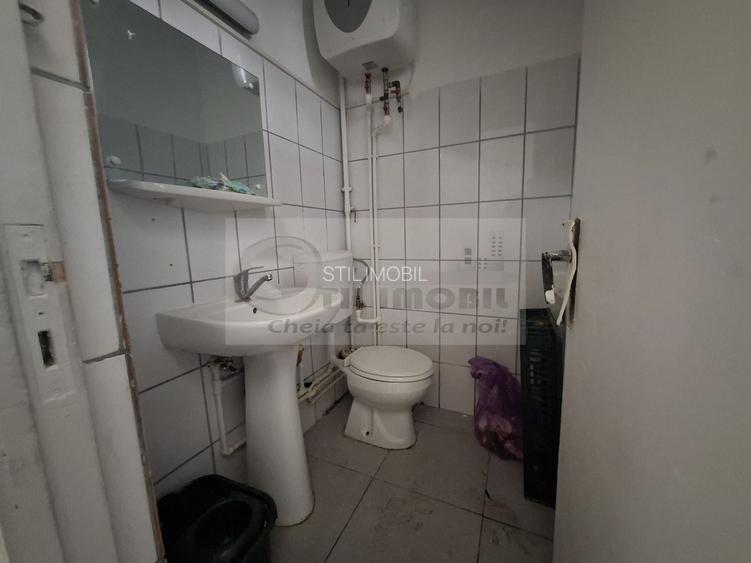 Spatiu comercial, 21 mp, Piata Cug, liber, pretabil orice afacere - 7