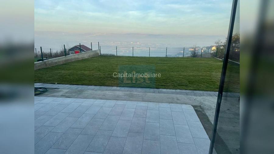 Casa superba la cheie, panouri fotovoltaice, central Dezmir - 14