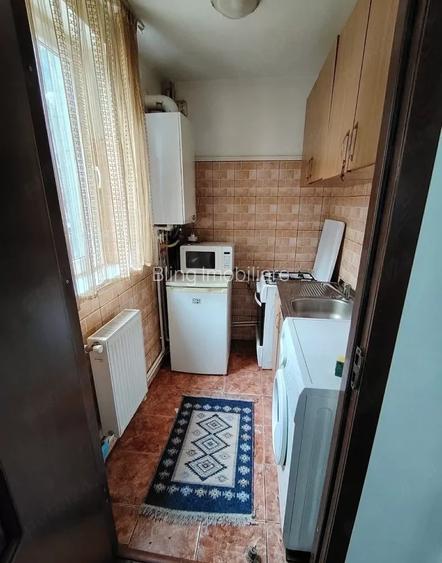 Apartament 2 camere, etaj intermediar, zona strazii Alverna - 5