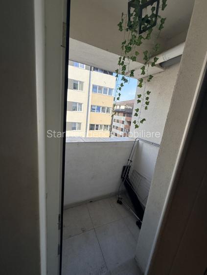 Inchirierz Garsoniera  Militari Residence strada Tineretului - 11