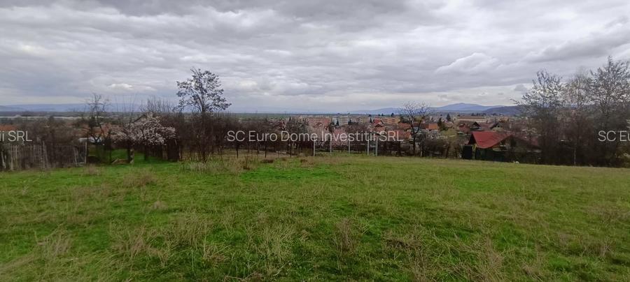 Teren in zona pitoreasca , usor accesibila , cu utilitati si panorama deosebita - 4