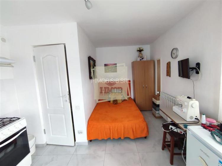 Casa individuala 5 camere terasa acoperita 3 bai si 458 mp teren in Cristian - 28