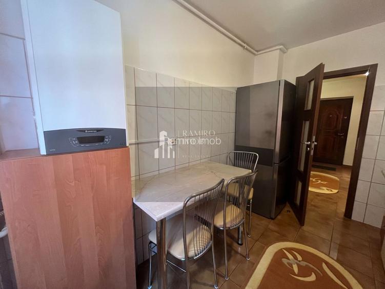 Apartament 2 camere,  decomandat - 2
