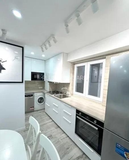 Apartament 3/4 camere Lux la prima închiriere la 4 minute de metrou Unirii - 22