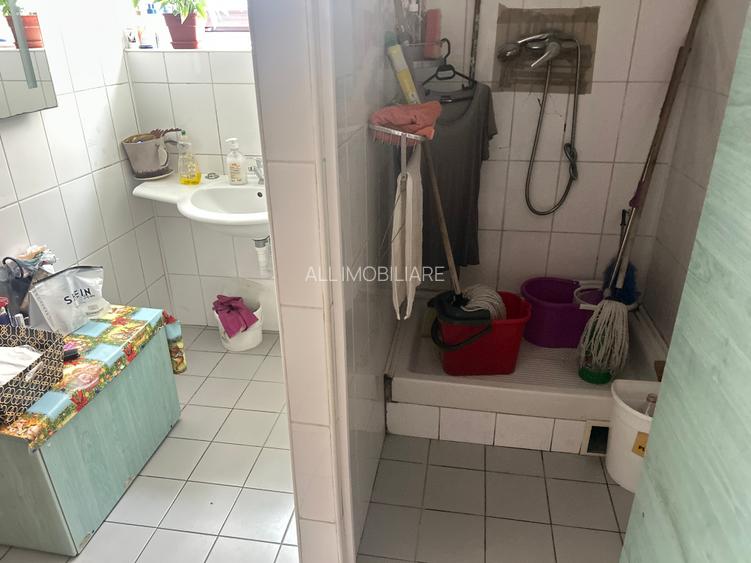 Ultracentral- Vila la cheie - 8