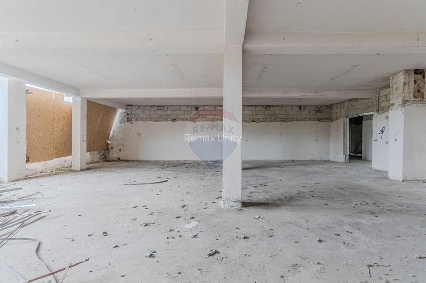 Spațiu industrial de 2060mp cu teren de 3358mp de vânzare Str Turnului - 22