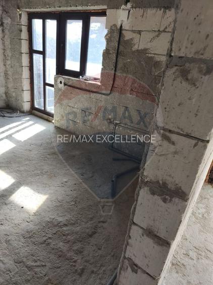 Casă / Vilă cu 5 camere de vânzare în zona Poiana Tapului - 21