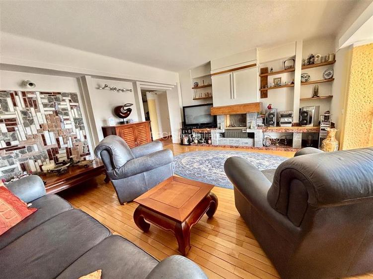 Apartament 4 Camere Central Predeal - 3