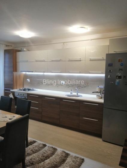 Apartament de inchiriat , 52 mp utili , parcare ,zona Eroilor - 2