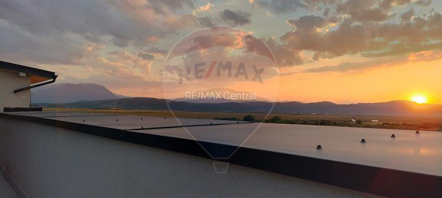 Apartament panoramic de închiriat în Râșnov– liniște, munți și apusuri - 18