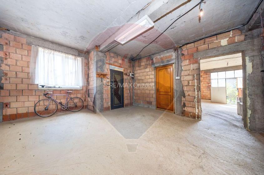 Casa individuala de vanzare in Cristian – teren 600 mp, S+P+M - 8