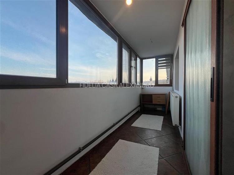 Apartament de vânzare cu 3 camere in Nicolina - 12