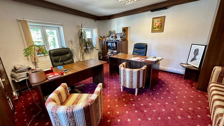 REA1021651 Apartament 6 camere pretabil birou sau rezidential