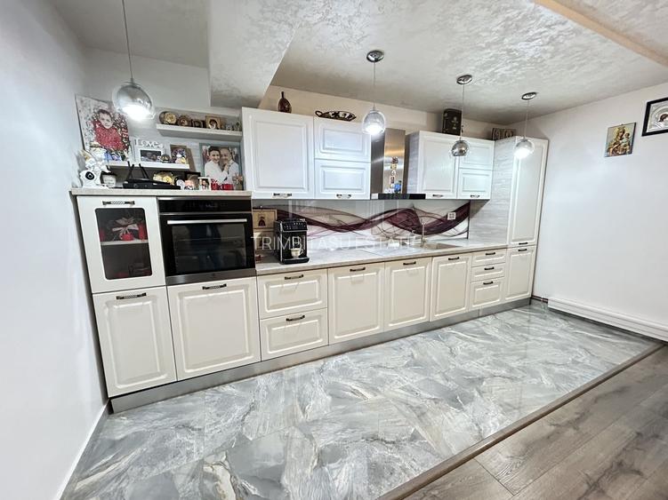 Pensiune Casa Eva Statiunea 2 Mai - 12 camere - teren 600 mp - 11