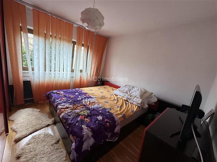 Mobilat si utilat la etajul 2 cu 2 bai - 7