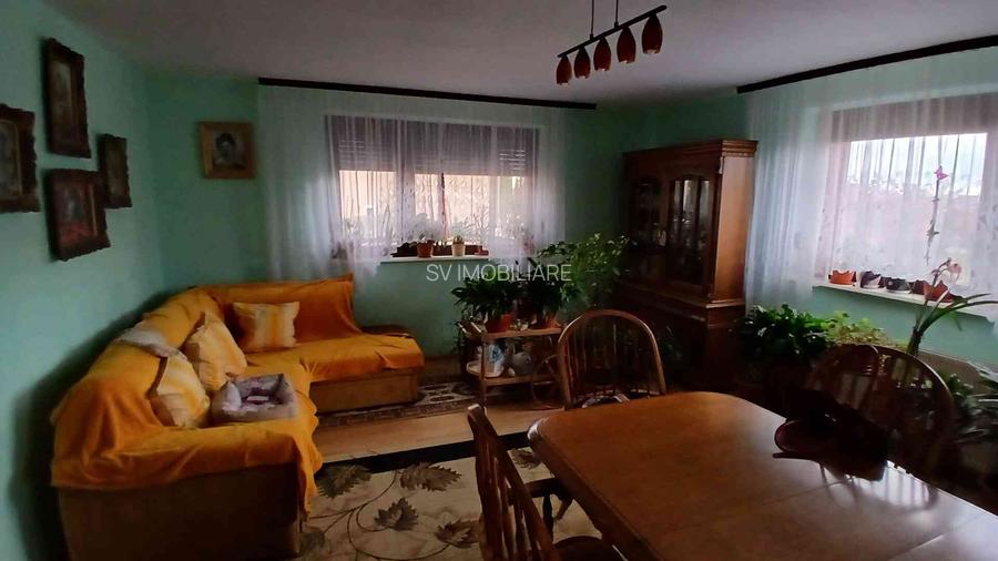 Casa cu 7 camere in zona rezidentiala - 6