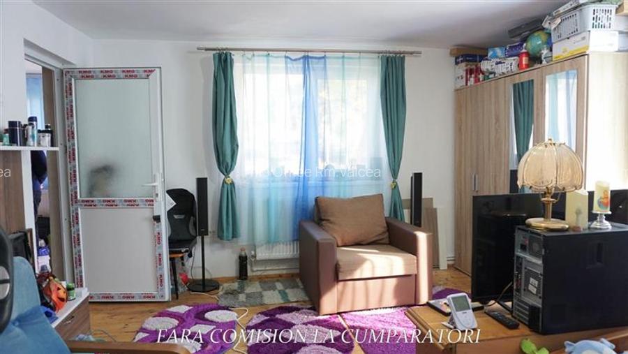 BUDESTI - CASA LANGA ORAS, TEREN 935 MP - 7