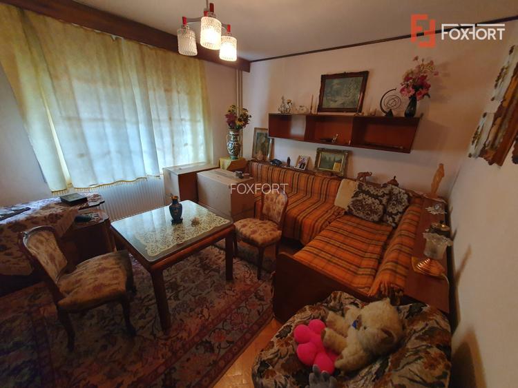 Apartament 3 camere, decomandat, etaj 1, zona Vladeasa - 3