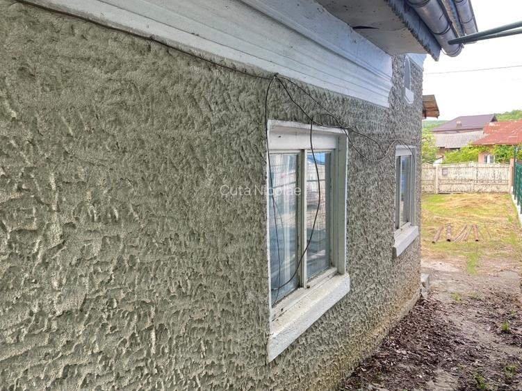 Vanzare casa si terenul aferent - 6