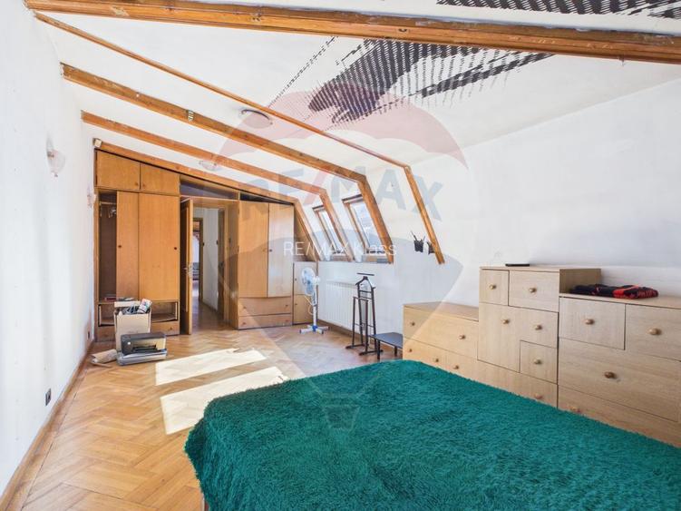 Casa interbelica de vanzare metrou 1 Mai, cu potential - 25