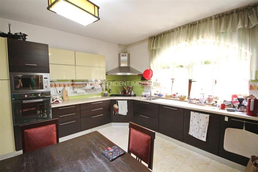 Rezidenta cu personalitate, pe 120 mp,  Centrul Istoric, Brasov - 13