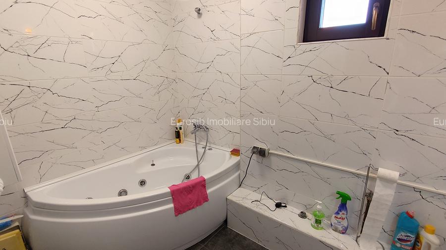 Casa individuala singur in curte in Sibiu P-ta Cluj - 14