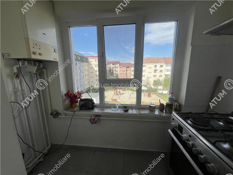 Apartament de 2 camere cu balcon si pivnita zona Valea Aurie - 11