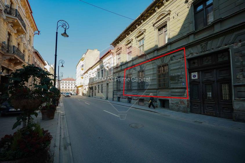 Apartament cu 3 camere de vânzare, ultracentral - 3