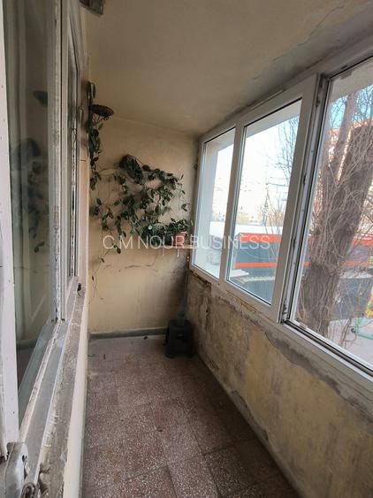 1 Decembrie 1918, 3 cam decomandat etj 1/4 - 6