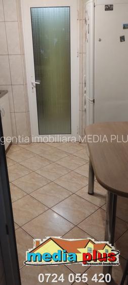 Apartament 2 camere semidecomandat, etaj 1, centrală termică, Micro 16 - 4