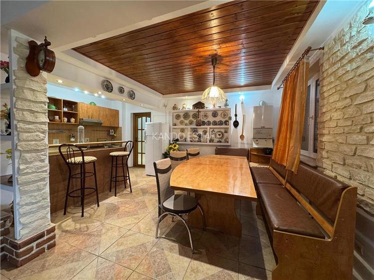 Refugiu de vis in Busteni – casa cocheta cu teren generos si priveliste spectacu - 5