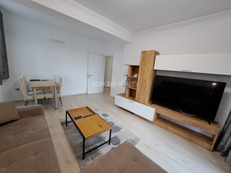 Apartament de vanzare 2 camere structura mare zona Tractorul Coresi - 4