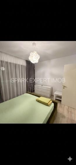 //2 CAMERE// ULTRACENTRAL// - 4