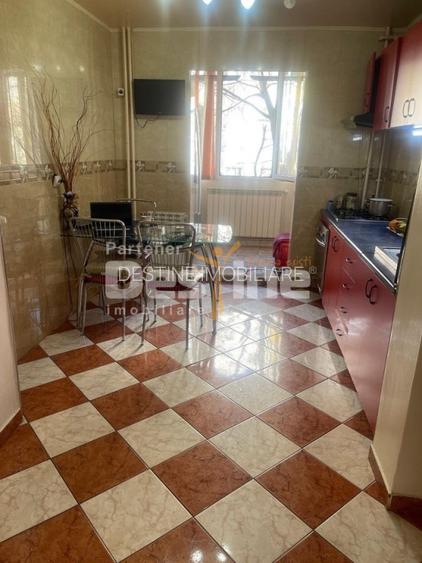 Piața Rahova | 3 camere | 70mp | et 1 | centrala proprie | 125.000 euro - 5